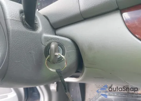 2005 Toyota Camry Xle V6 из США, поврежденный, VIN 4T1BF30K35U091920